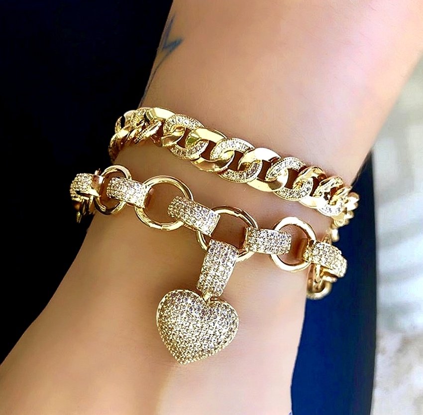 Heart-Shaped Necklace And Bracelet Set - Image 5