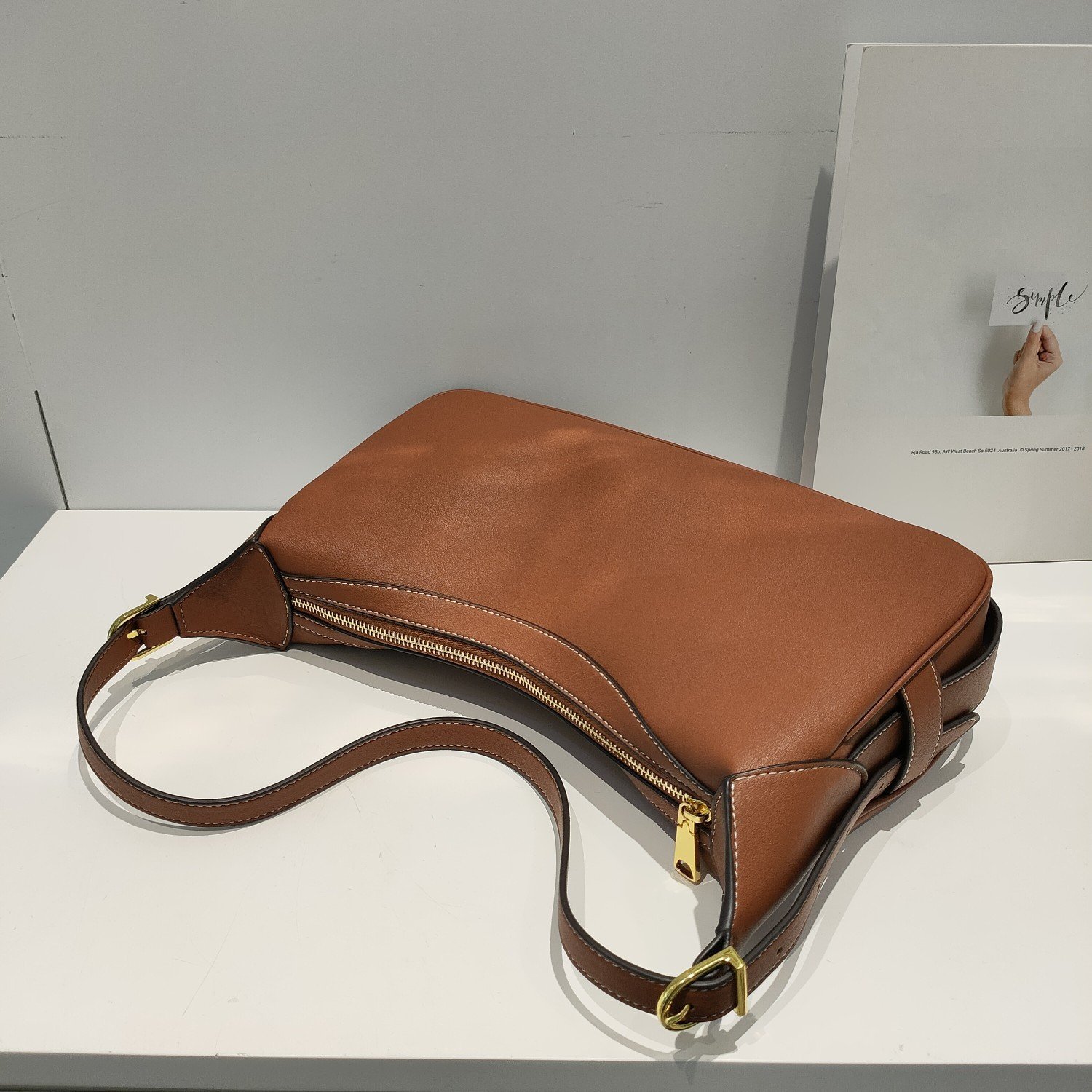 Leather One-shoulder Handbag - Image 3