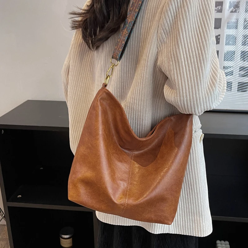 Popular Bucket Bag For Women Luxury Shoulder Bag High Quality Crossbody Bag Designer Large Capacity Messenger Bag Handbag Totes - Image 9