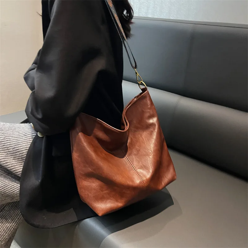 Popular Bucket Bag For Women Luxury Shoulder Bag High Quality Crossbody Bag Designer Large Capacity Messenger Bag Handbag Totes - Image 10